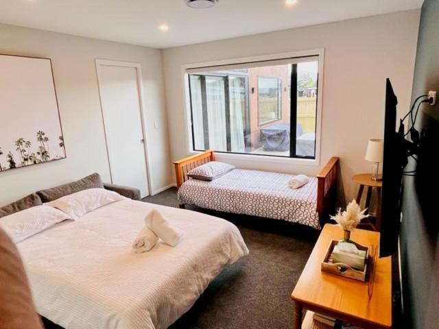 Sandy Palms - Home Away From Home Waihi Exterior photo